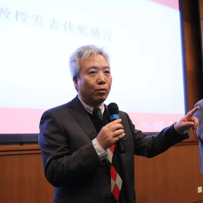 ▲著名历史学者 茅海建