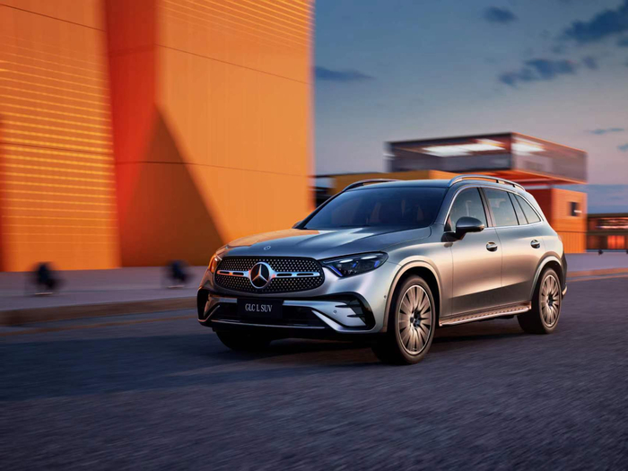 图为梅赛德斯-奔驰将于2023年投放的全新长轴距GLC SUV