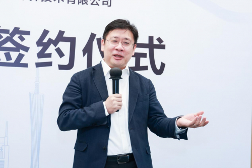 　　▲华为中国区副总裁、华为云中国区总裁张修征