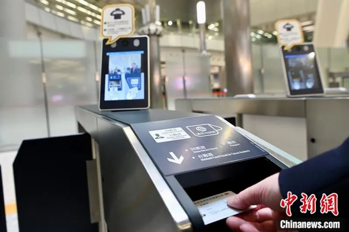 香港西九龙站全面引入票务电子化。李志华 摄