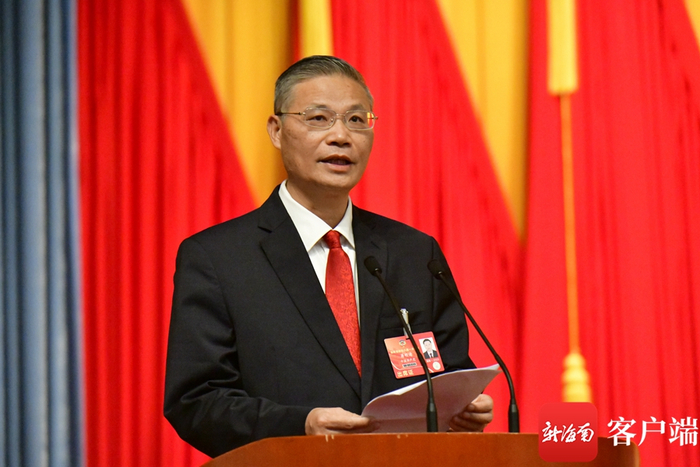 蒋明清委员发言。记者 陈卫东摄