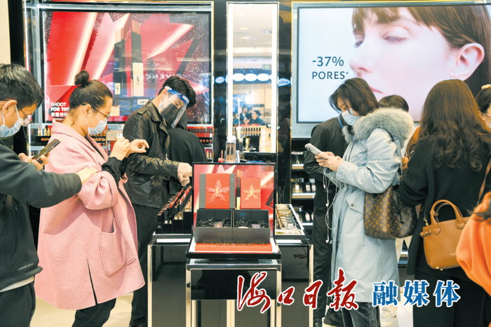 　　海口日报融媒体记者 苏弼坤 摄