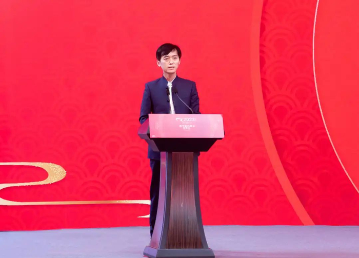 △中央广播电视总台文艺节目中心负责人许文广介绍春晚创意亮点