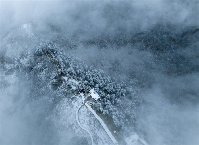 ▲西岭雪山 图源：视觉中国CFP