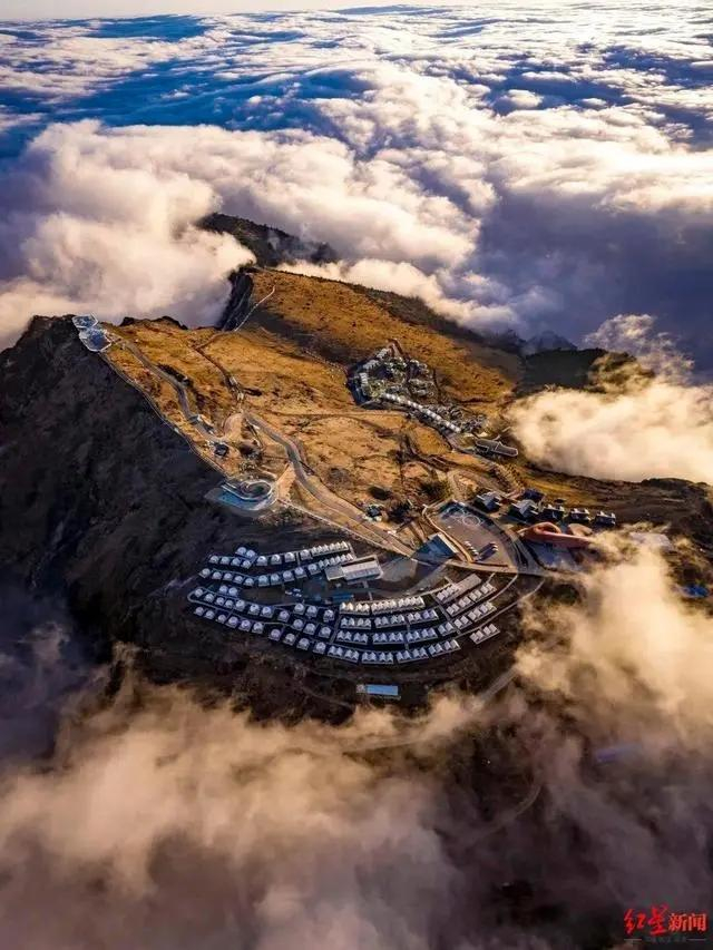 ↑牛背山景区 图据牛背山景区