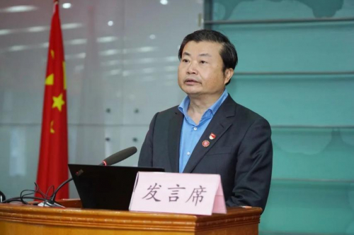 　　广药集团党委书记、董事长李楚源讲话