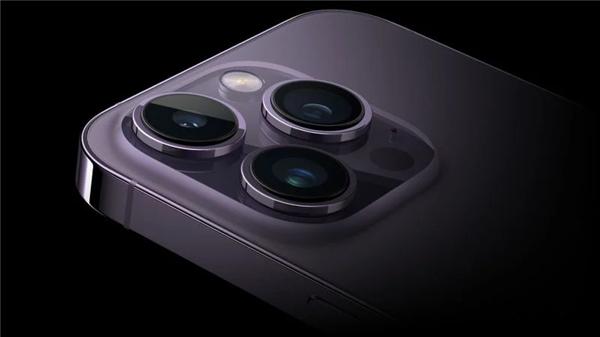 苹果版“望远镜”!曝iPhone 16 Pro/16 Ultra都会配备潜望长焦_手机新浪网