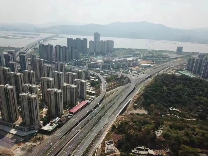 福泉高速公路连接线拓宽改造工程A段有效连接老城新区（福州市市政建设开发有限公司供图）