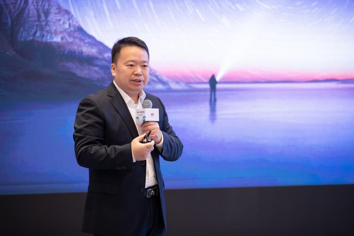 　　华为云中国区副总裁 张东生