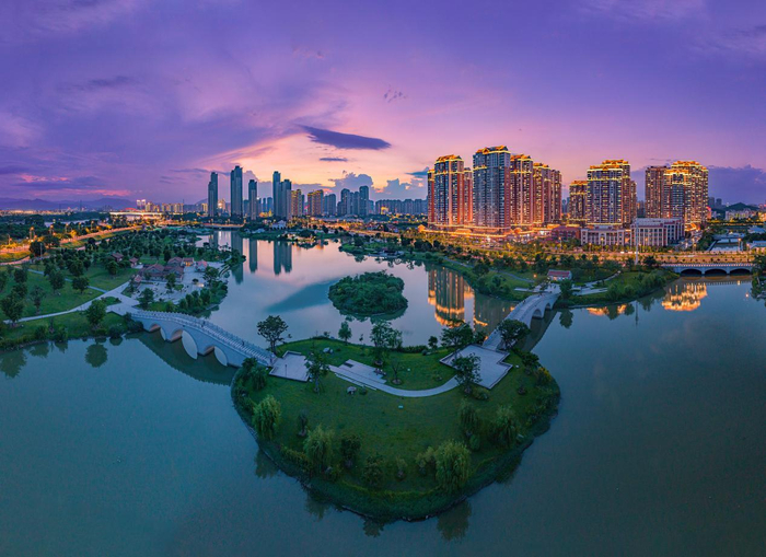 　　幸福河湖九十九湾摄影征集活动入选作品 优秀奖 《暮色湘桥湖》 王莉莉