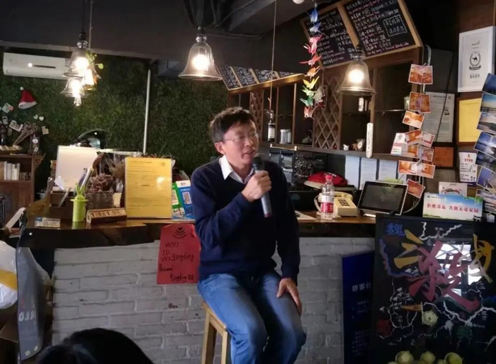 张进在杭州渡过线下营。受访者供图