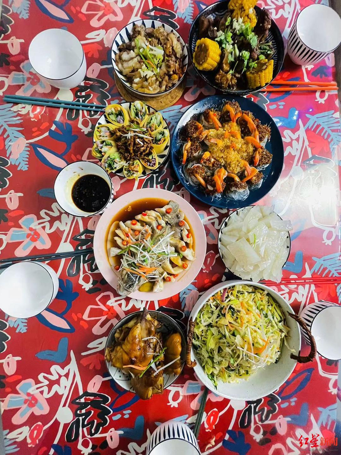 ▲岳先生家的年夜饭