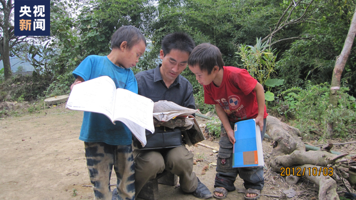 △2012年，刘秀祥开始了劝学路。