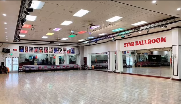 舞星舞厅 图片来源：Star Ballroon/Facebook