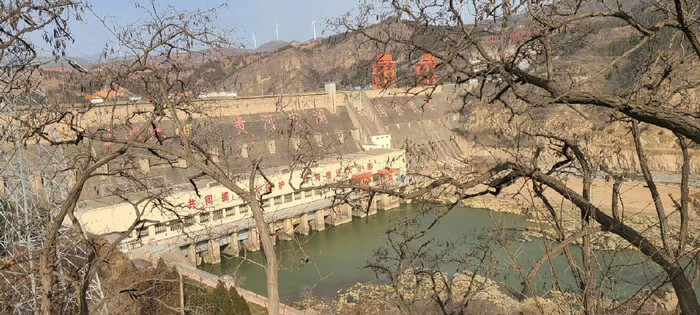 事发地上游的三门峡水库。受访者供图