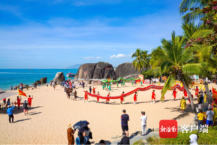 舞龙表演。景区供图