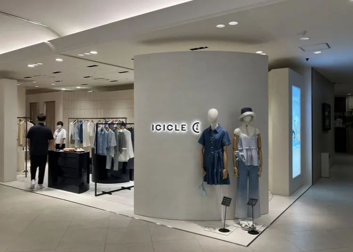 中国女装品牌“之禾”亮相日本阪急。受访对象供图