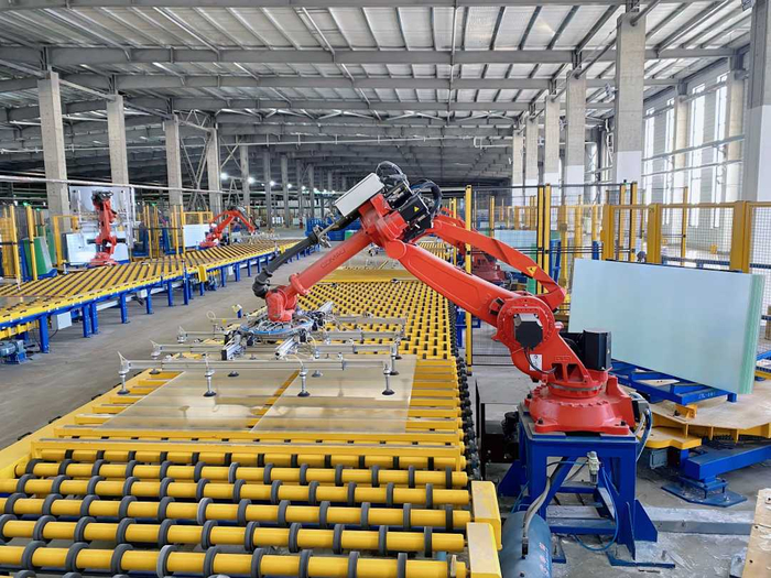 许昌安彩新能科技有限公司生产车间。董皓摄