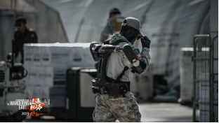 外骨骼机器人 图片来源：傲鲨智能