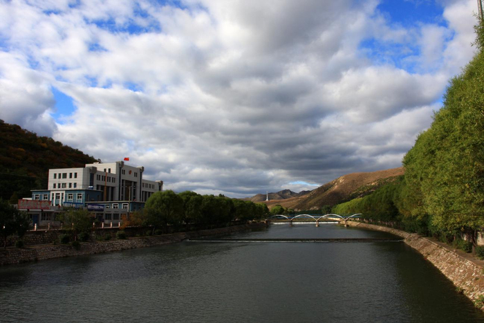 经过治理后的河道