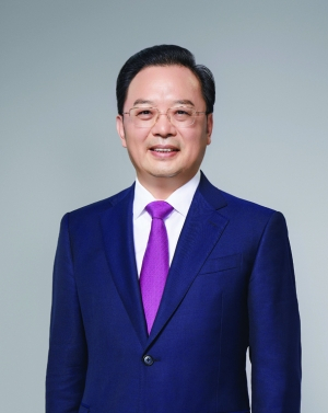 　　刘建平