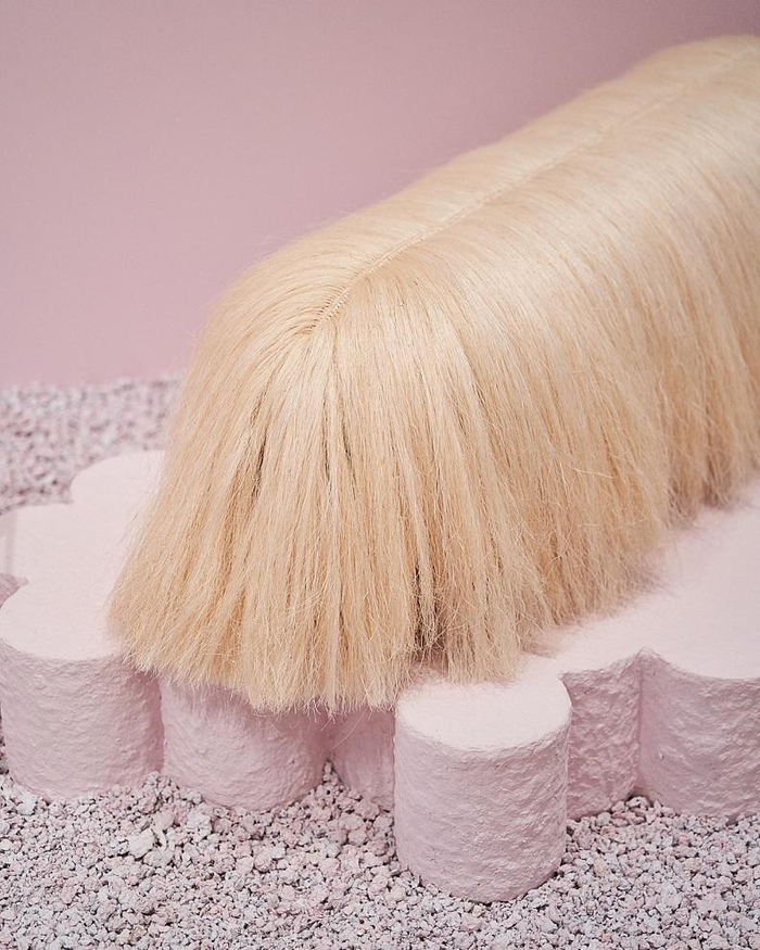 　　展览“我们这该死的后院-设计材料的未来”现场图。