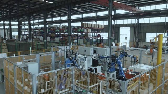 生产车间开足马力生产（受访者供图）