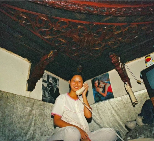 住在天后宫的人家。历史图片