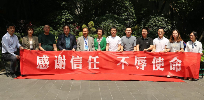 ▲小区业委会成员 受访者供图 