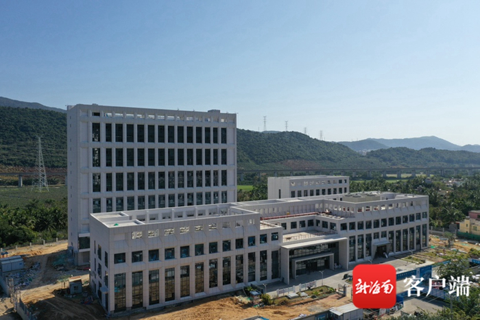 三亚市公共卫生临床中心项目航拍。记者 刘子榕 摄