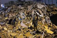 外媒:强烈地震已致土耳其和叙利亚近200人死亡