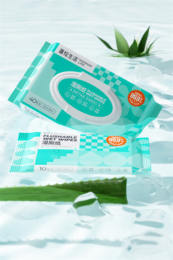 　　蓬松生活湿厕纸