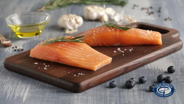 　　库克海产集团三文鱼介绍