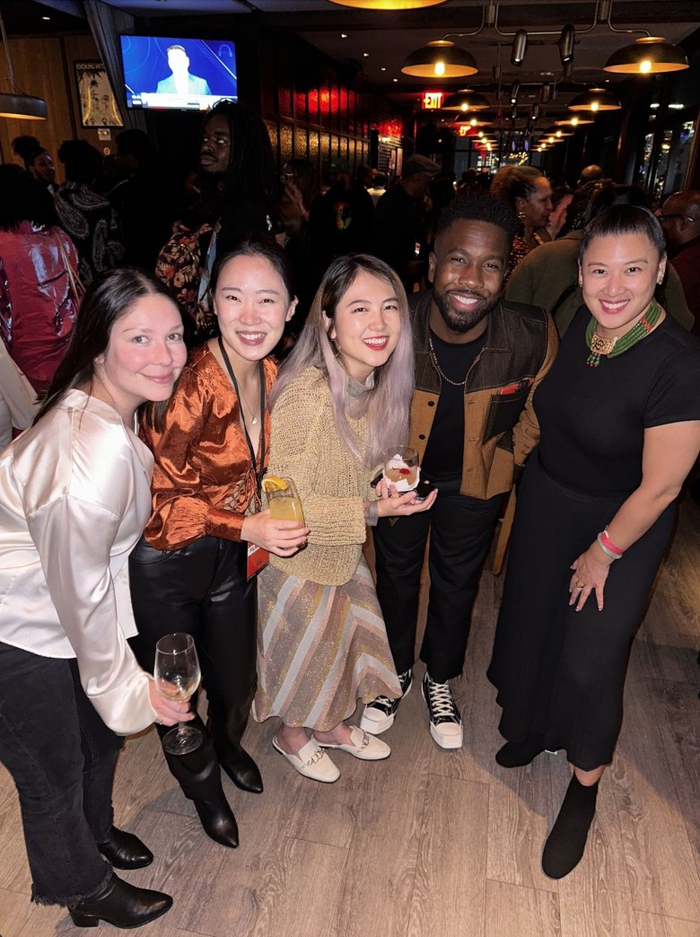 　　李雨可与好莱坞知名演员Jean Elie等人受邀出席电影节