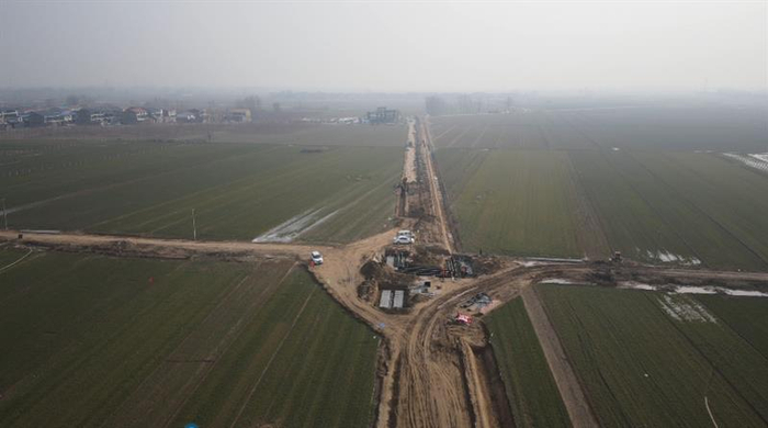 平原示范区师寨镇高标准农田建设现场。王萌摄