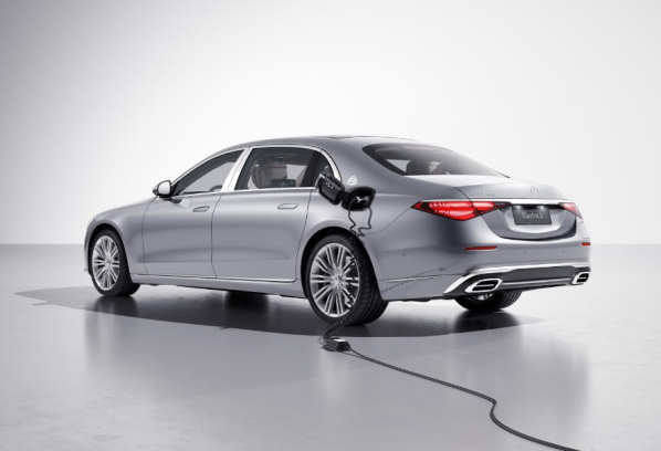 迈巴赫S 580 e官图