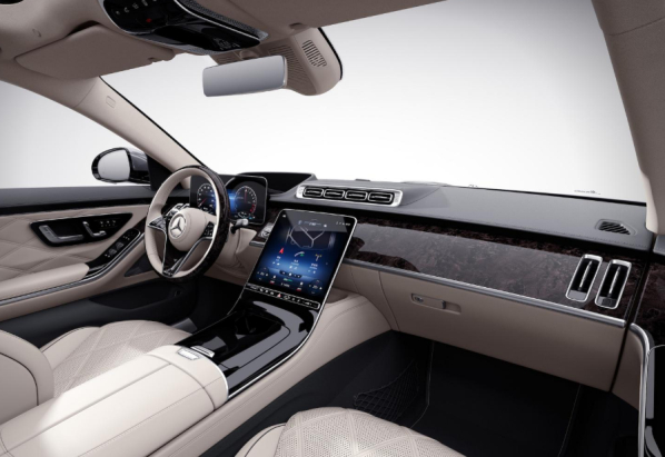 迈巴赫S 580 e官图内饰
