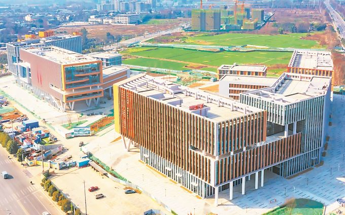 ▲已建成的电子科技大学“三医+AI”科技园一期项目