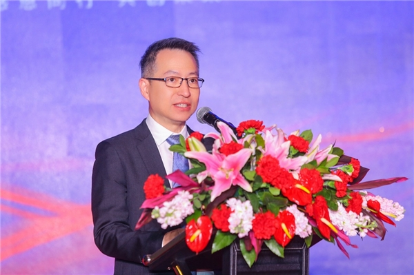 　　中国新加坡商会会长王子元先生致辞