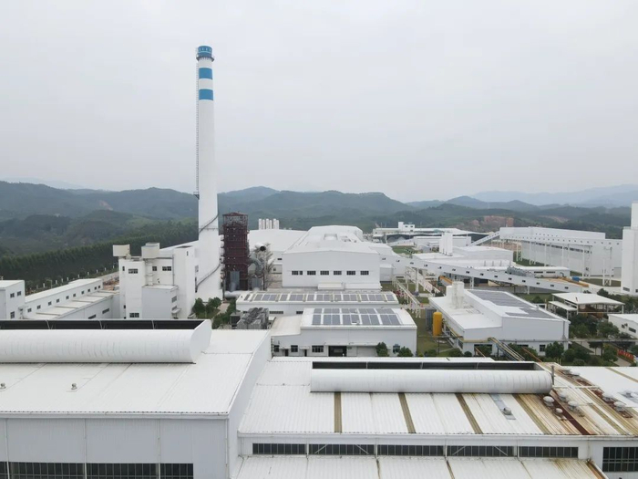 清远南玻节能新材料有限公司厂区。清远日报签约摄影师  黄超贤 摄