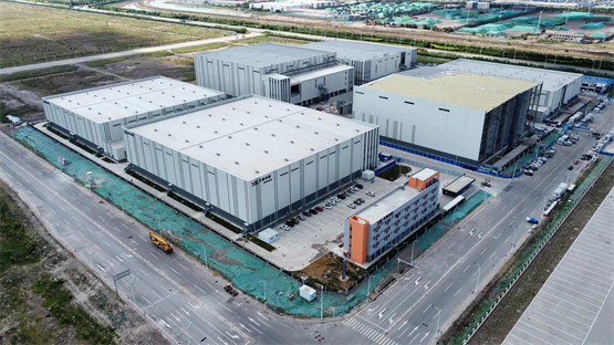 　　万纬天津东疆港冷链园区实景图