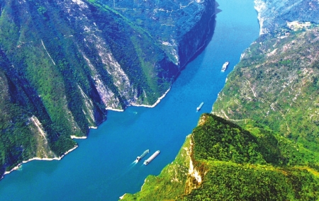 位于重庆的长江瞿塘峡。新华社资料图片