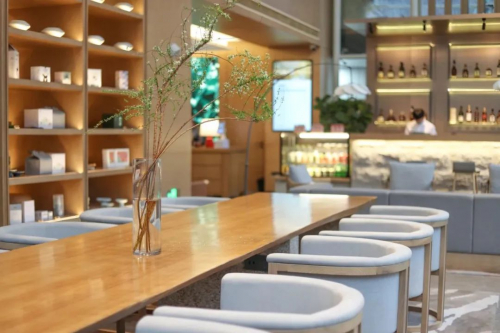 　　图|荟语酒店水吧 ©