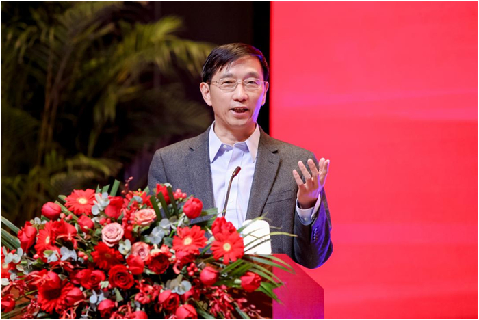 （国燕委理事长马增俊现场致辞）