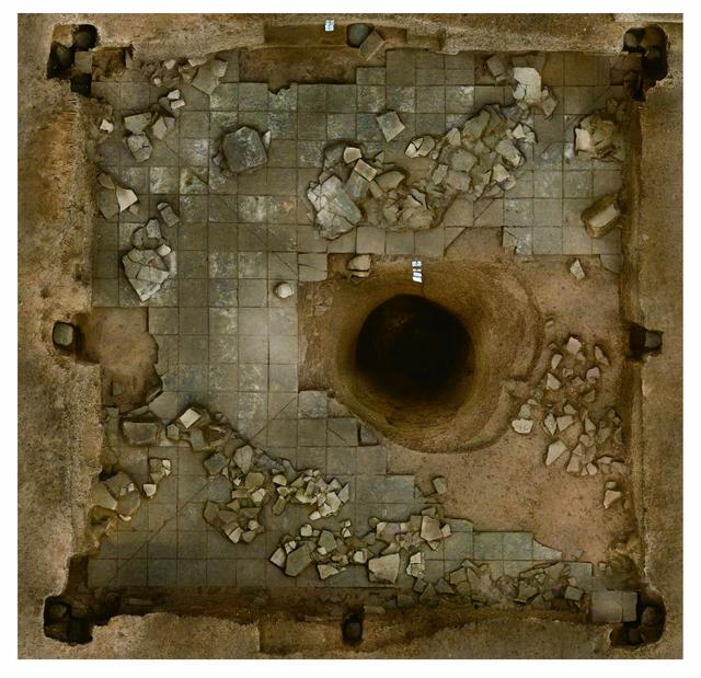 四角坪遗址方形半地穴空间。国家文物局供图