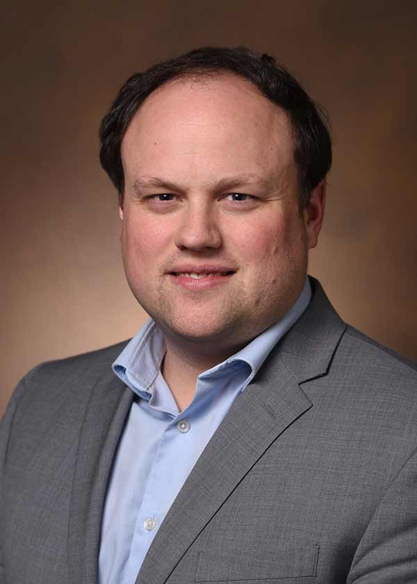 马修·施拉格（Matthew Schrag），图片源自vumc.org