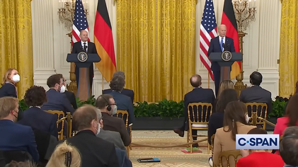 拜登会见朔尔茨