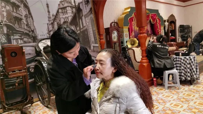 △妆发准备十分专业