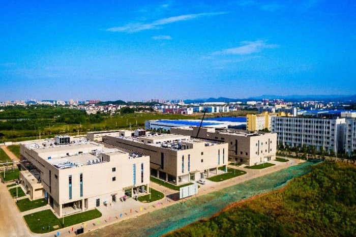 湖北工厂（16条API产线目前已有8条投产）-鸟瞰图