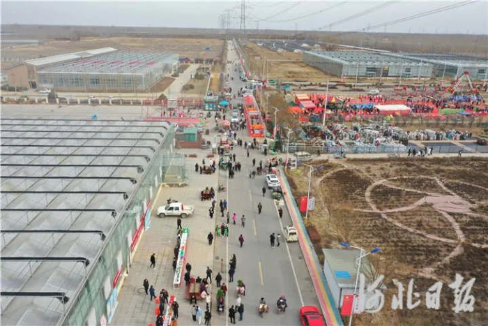 图为永清县农旅文化艺术节现场航拍。